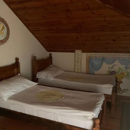 Hotel Litov House - Organic Food From Small Local Farms By Asteri Melnik (Blagoevgrad)