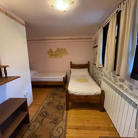 Hotel Litov House - Organic Food From Small Local Farms By Asteri Melnik (Blagoevgrad)