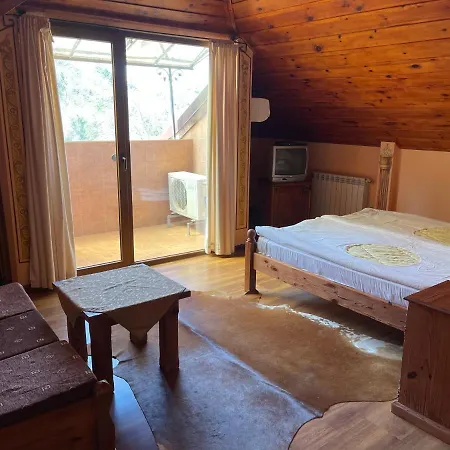 Hotel Litov House - Organic Food From Small Local Farms By Asteri