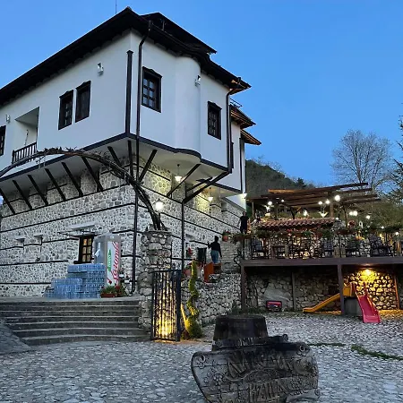 Hotel Litov House - Organic Food From Small Local Farms By Asteri Melnik (Blagoevgrad)