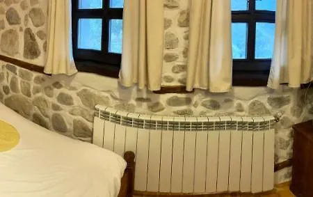 Hotel Litov House - Organic Food From Small Local Farms By Asteri Melnik (Blagoevgrad)