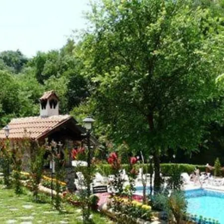 Litov House - Organic Food From Small Local Farms By Asteri Melnik (Blagoevgrad)