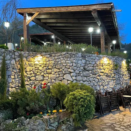 Hotel Litov House - Organic Food From Small Local Farms By Asteri 3*